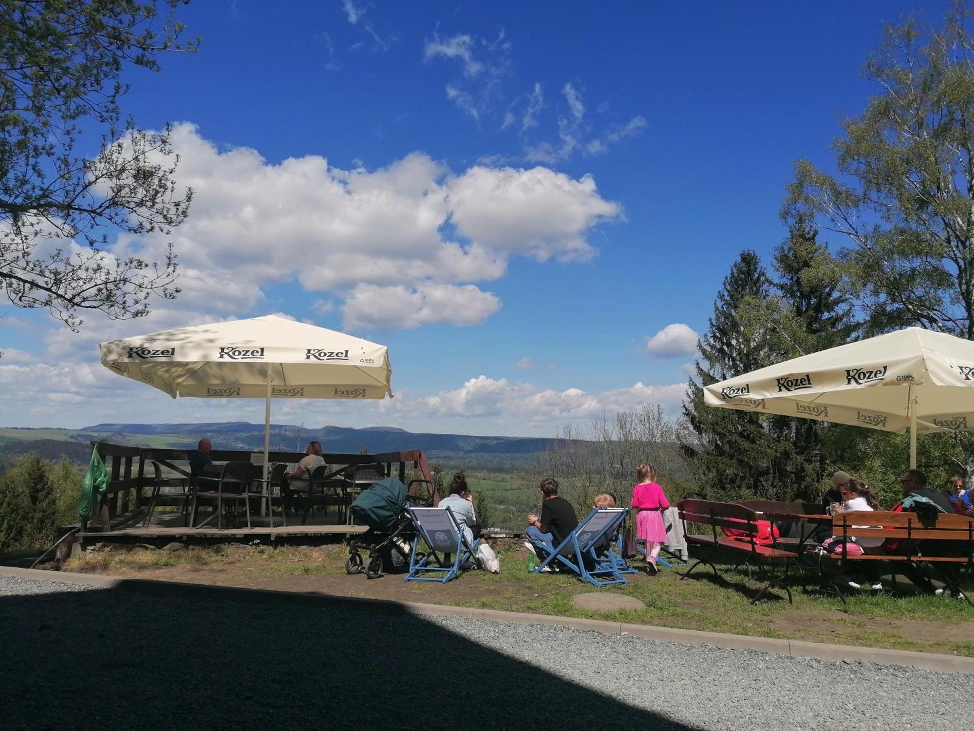 Schronisko Pttk Pod Muflonem Hostel Duszniki Zdrój Exterior foto